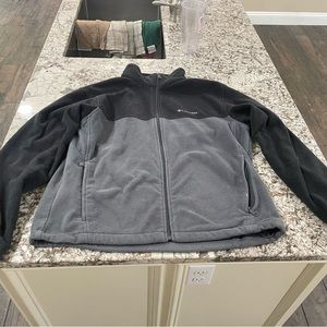 Men’s Columbia Fleece Jacket - XL